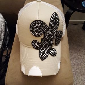 NWOT baseball cap w/ rhinestone fleur di lis